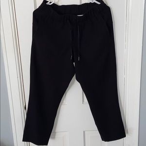 Lululemon 7/8 High Rise Keep Moving Pant